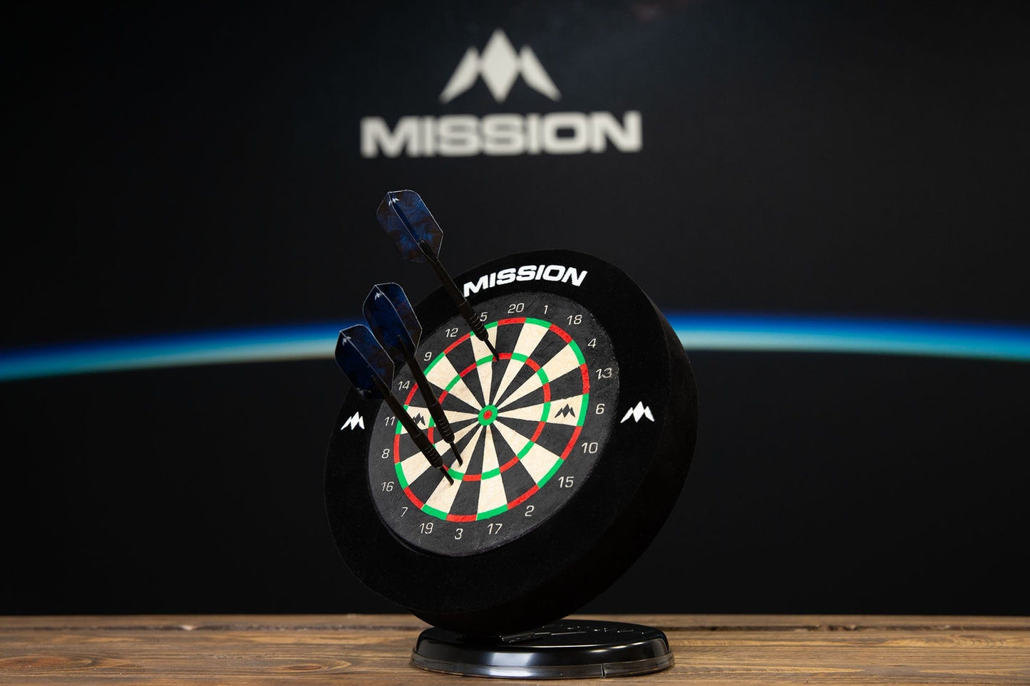 Mission Mini Dartboard 6 Inch - Complete With Surround & 2 Sets Of Mini Darts